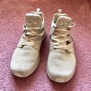 APL Cross trainers Size 8.5.